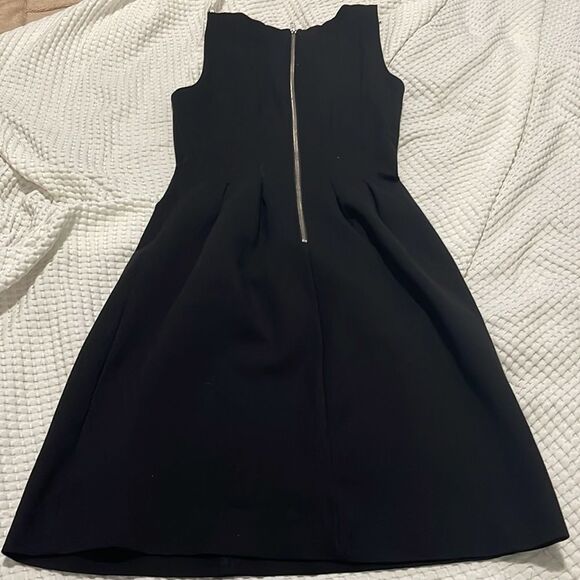 EUC - J. Crew - 00 - Picture 2 of 9